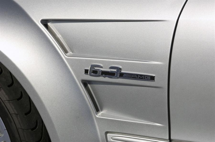  Mercedes-Benz CLK63 AMG Black Edition 2007 года  (фото 21 из 61)